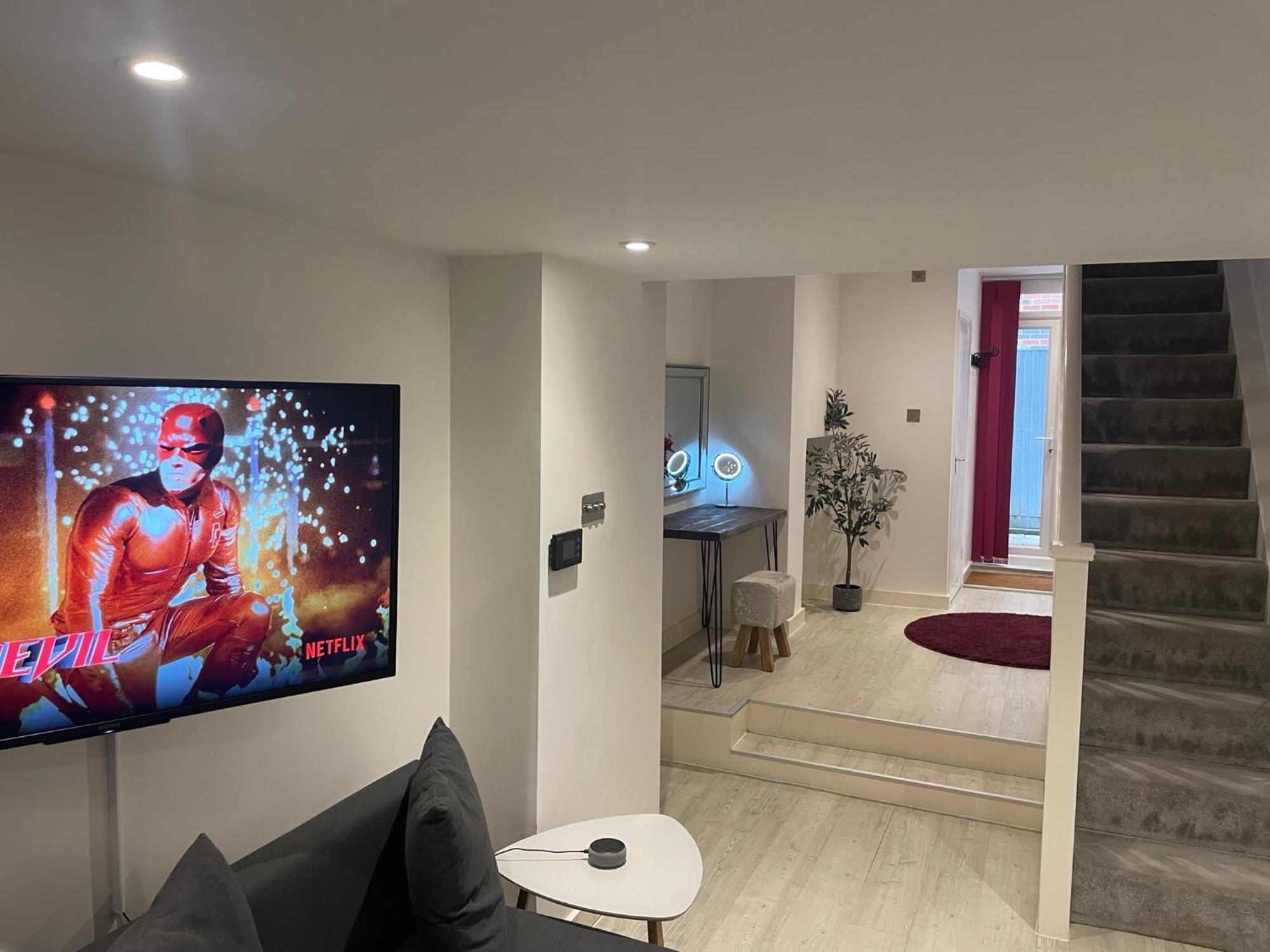 The Snap Pad Boutique Apartment Royal Tunbridge Wells Bagian luar foto