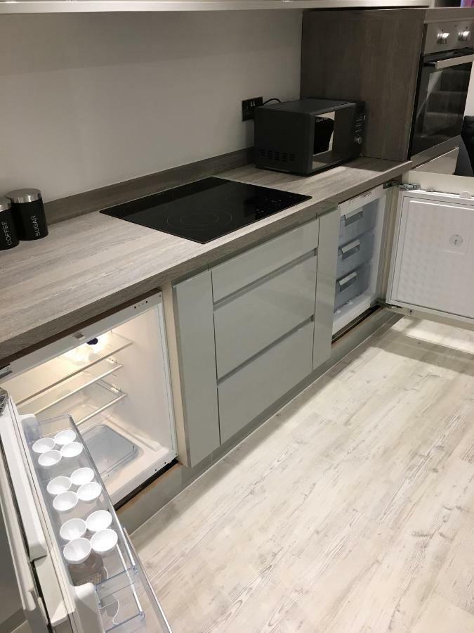 The Snap Pad Boutique Apartment Royal Tunbridge Wells Bagian luar foto